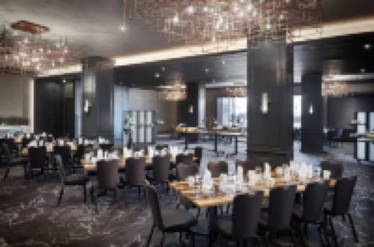 เดอะโลแกน ฟิลาเดลเฟีย คิวริโอ คอลเลกชั่น บาย ฮิลตัน