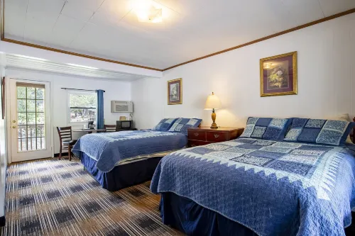 Lloyd's on the River Country Inn by OYO Hotels in Swain County