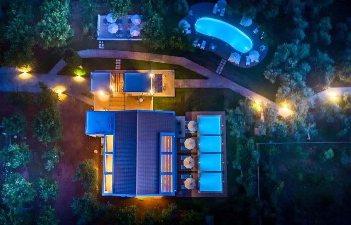 Alonaki Resort