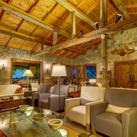 Olympos Mountain Lodge