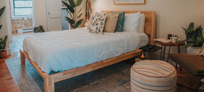 The Willow, Catskill Hotels in Catskill