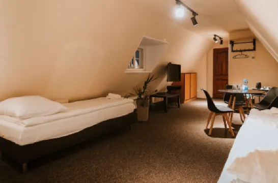 卡門尼查帕拉迪姆 酒店