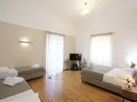 لونجوماري سويت آند سبا Hotels near بوسيليبو