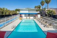 Motel 6 Santa Barbara, CA - State Street