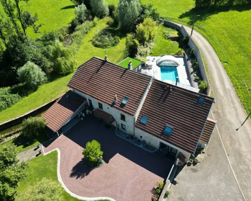Domaine le Puits du Moulin Hotels in Haute-Saone