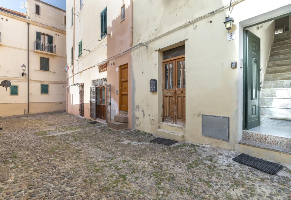 Hotel Sardinia RE - Casa Pinuccia, Exterior, Garden