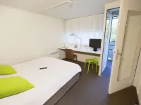 Campanile Villeneuve Sur Lot - Pujols Отели в г. Биас