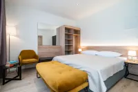 Bacan Serviced Apartments - balcony