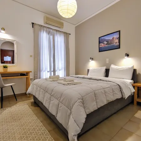 Hotel Aegina