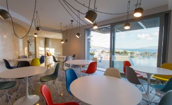 Buze Boutique Hotel