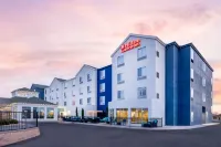 Hilton Garden Inn Albuquerque/Journal Center Hotels near University of Phoenix