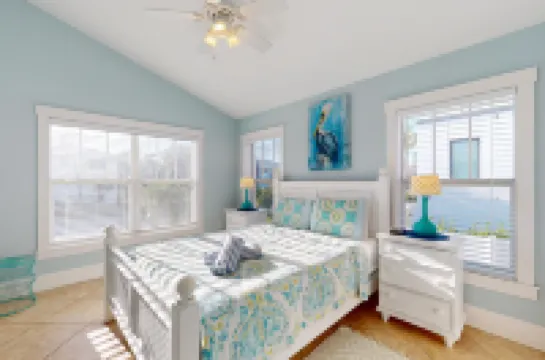 Spectacular Saltwater Seas