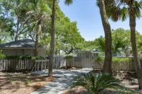 Stunning Marsh Views and Sunroom Oasis - Elegant Seabrook Retreat