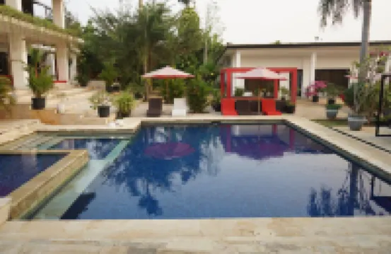 Lucca Resort & Residence