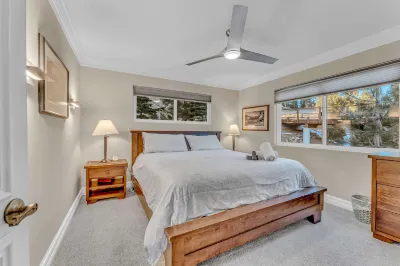 Gorgeous Lake Views and Spacious Living Areas - Inviting Tahoe Retreat