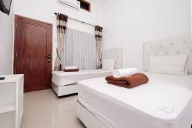 サンディ ゲストハウス シャリア by シネルギ