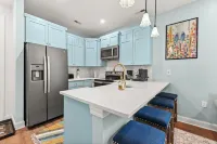 Teacup Cottage in the Heart of Historic Summerville