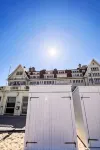 Appartment with beach cabine and parking - Pool