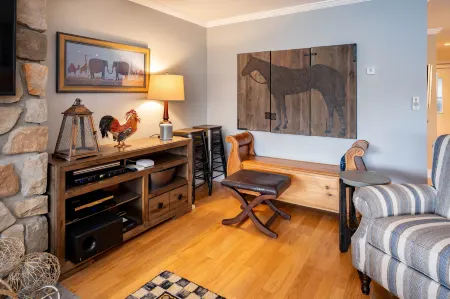 Balcony, Beach Access, Fireplace and Grill - Stunning Cozy Haven