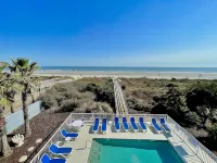 Ocean View Patio and Outdoor Pool - Spacious Coastal Haven