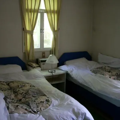 Pension Yumu Hotel berhampiran Hakubaoike Station