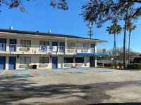 Motel 6 Orlando, FL - Winter Park Hotels near Dubsdread Golf Course