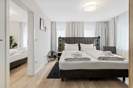 Bright Herzogenaurach Zentrum Отели в г. Херцогенаурах