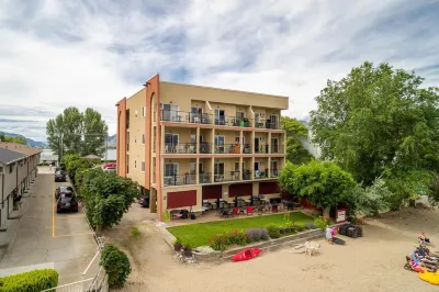 Desert Surfside Waterfront Accommodations Hôtels à : Osoyoos