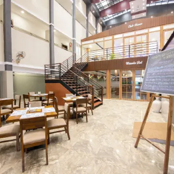 Sunstar Residency & Food Plaza Pala