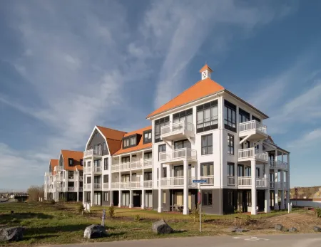 Luxurious Penthouse with 3 Bathrooms, Near the Sea Отели в г. Cadzand