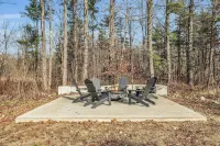 NEW! Relax&Play: HotTub/FirePit/Game Room Paradise