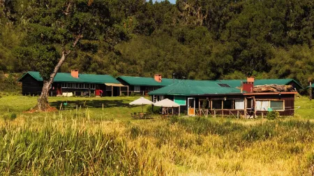 TheAnabas Trout & Seafood Grill Отели в г. Гатунга