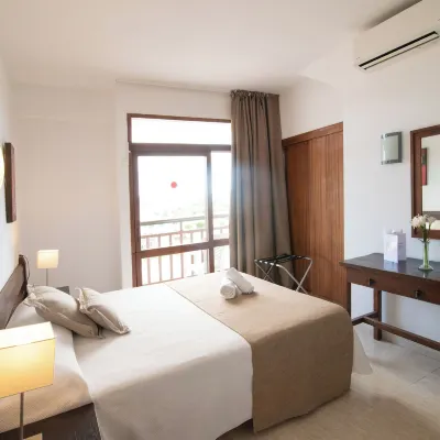 Hotel Galera Hotel dekat Pantai Es Pouet