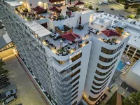 Hilton College Station Hotels near Bonfire Memorial