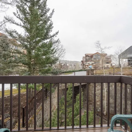 Columbia Place 5 by AvantStay Ski-InSki-Out Unit in Great Location