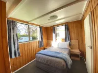 Whanganui River Top 10 Holiday Park - Pools