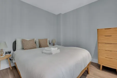 Olympic Way Apartment in Wembley Park Отели рядом с достопримечательностью «River Brent Walking Trail.»