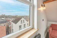 Host & Stay | The Loft @ Skinner St - Homestays