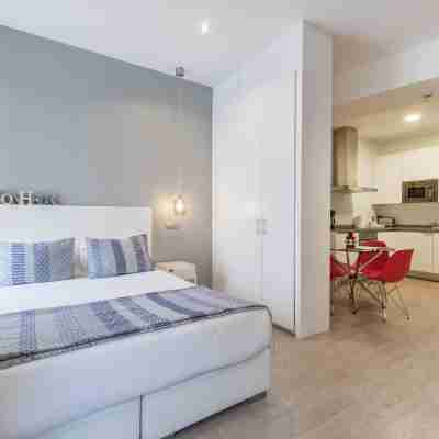 Arenal Suites Puerta del Sol Rooms