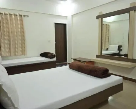 Hotel Roshan Palace Hotels in Banaskantha