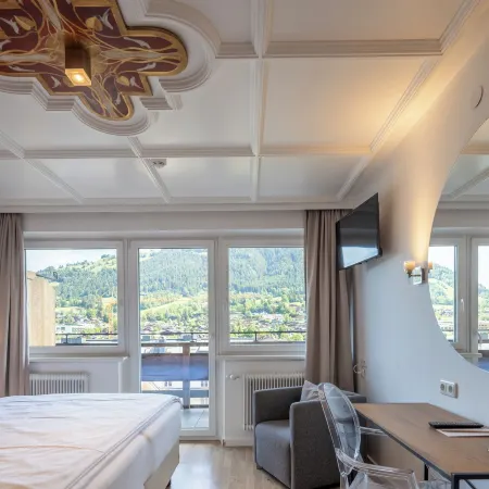 Q! Hotel Maria Theresia