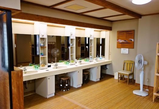 하마사카 온센 도토야의 신선한 해산물 요리