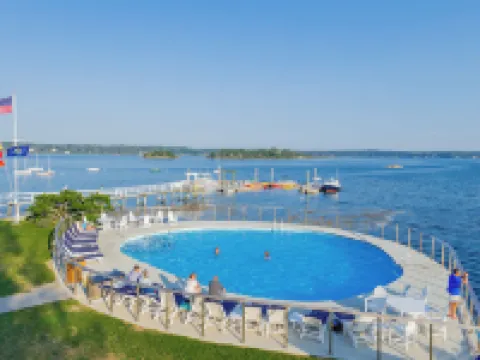 Linekin Bay Resort Hotels in Lincoln County