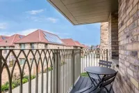 Stylish 4-br House With 3 Ensuite Free Parking - 2-Star