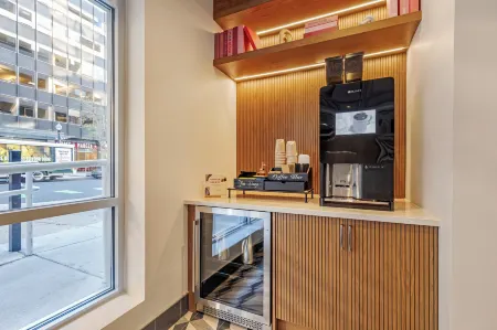 The Quincy, Ascend Hotel Collection Отели рядом с достопримечательностью «Джорджтаунский университет»