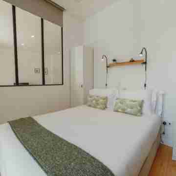 Courtyard Oporto Design Apartment C with Terrace Rooms