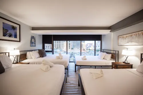 Stay Together on the Strip - 6 Comfy Beds w/View!