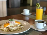 Casa Inn Premium Hotel Queretaro - breakfast