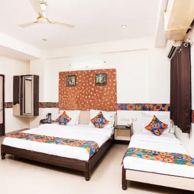 Hotel Omni Plaza Hotels near Paota