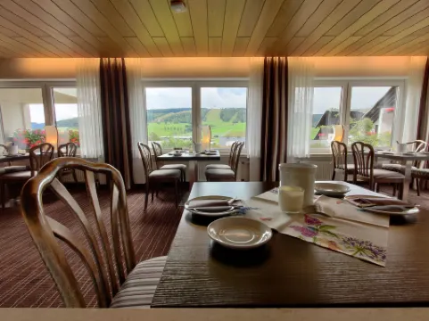 馬格達勒尼霍夫伽尼酒店